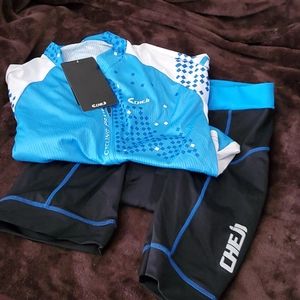 Woman's Cheji Cycling Jersey and padded shorts